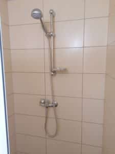 ubytování velké meziříčí - sprcha